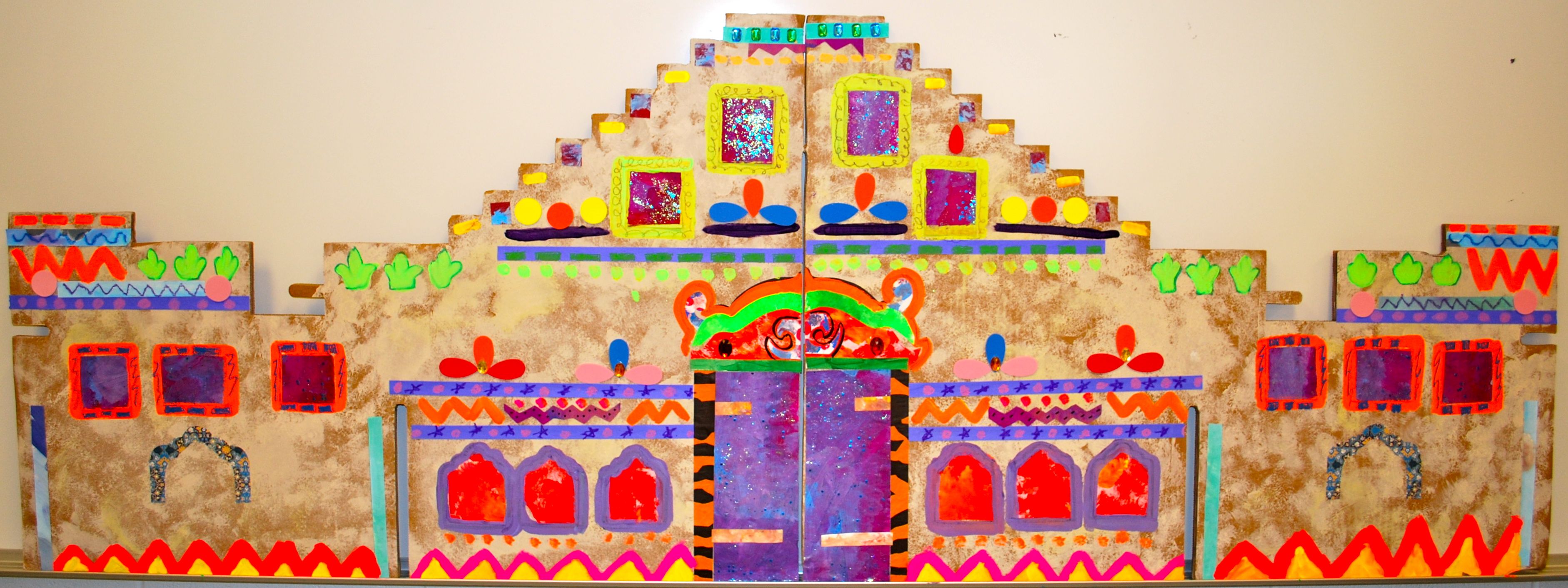 treasure-decorating-the-building-part-3_5136348301_o