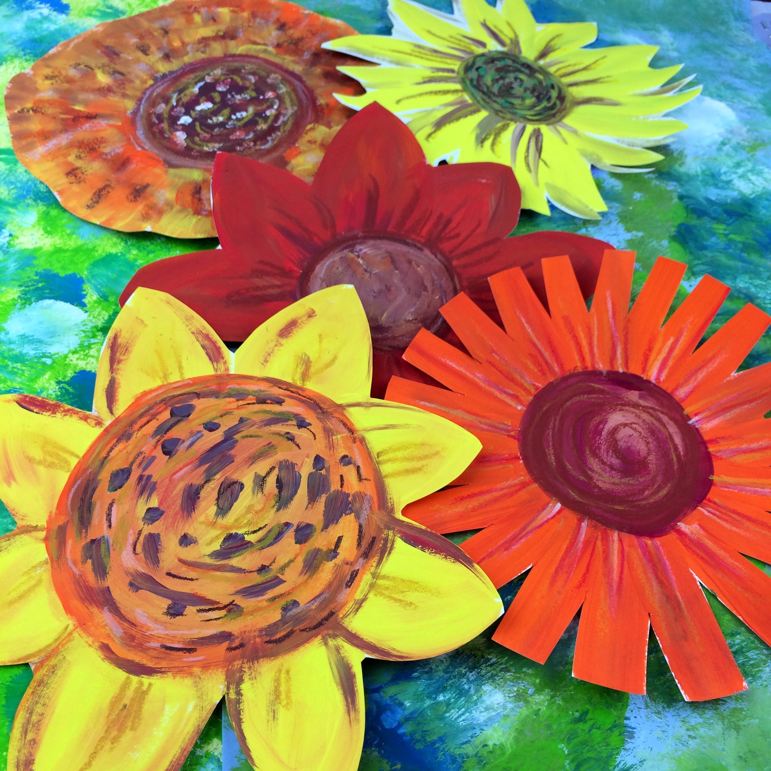 Autumn Sunflower Craft with Oil Pastels - Projects with Kids